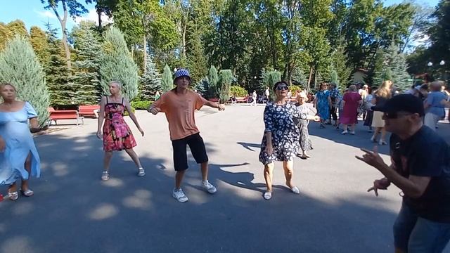 Ukraine,Харьков,танцы, "А де ж ти, море?" смотреть онлайн