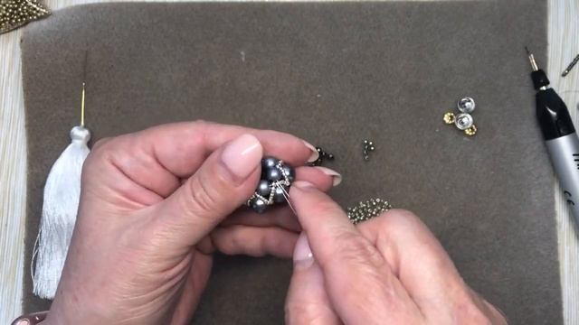 Колпачок для кисти и не только- всё по одной схеме I Как сплести колпачок для кисти, бусину смотреть онлайн