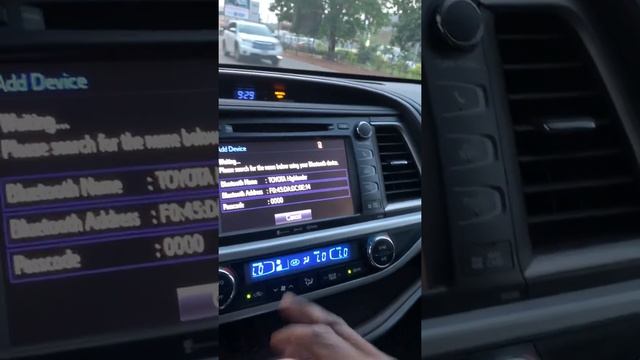 How to connect your phone Bluetooth to Toyota Highlander 2014 upwards. Please,subscribe to my cha… смотреть онлайн
