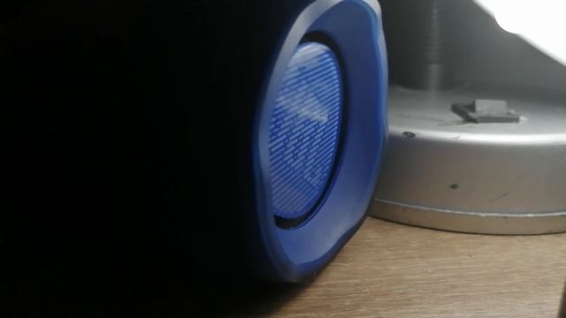 Jbl flip 4 Bass test (only Connect +) + (90-95% volume) смотреть онлайн