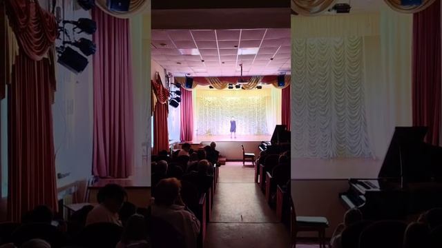 "Бабушка - погода" исполняет Ева Мкртумян, 8 лет смотреть онлайн