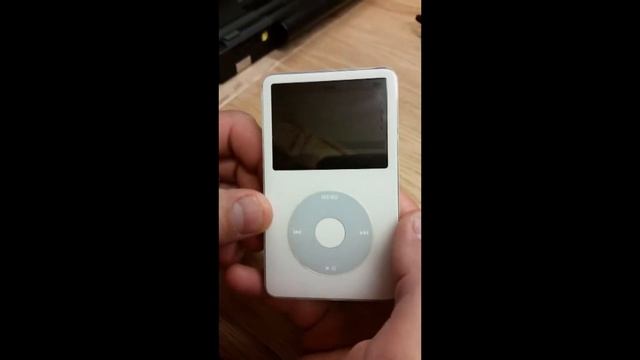 Selling my Ipod 5th Generation 30 GB White смотреть онлайн