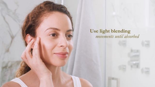 How To Apply Eye Cream | Eminence Organics смотреть онлайн