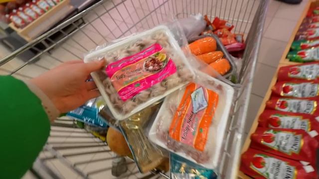 БОЛЬШАЯ ЗАКУПКА ПРОДУКТОВ!? шоппинг В ЛЕНТА! Скупаем Все на Месяц! *бюджет не ограничен * смотреть онлайн