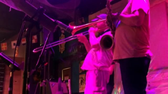 Strasbourg St. Denis (Roy Hargrove) - live perf. from Bootstrap Brewing Company, Longmont Colorado. смотреть онлайн