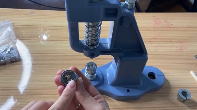 Обтяжка пуговиц. Тер-2. смотреть онлайн