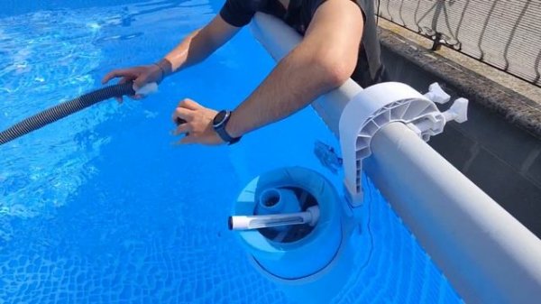 Prova robottino ZX50 INTEX su pompa 5700 litri a sabbia