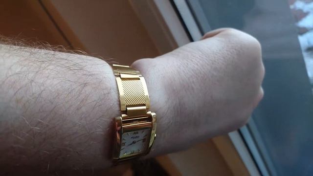 "ТАНК" Kolber Genéve - Швейцарский танк,80-е года, толстая позолота смотреть онлайн