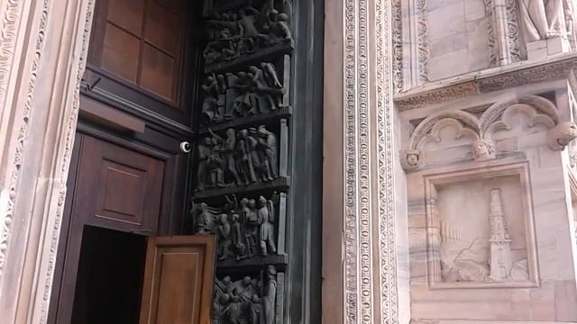 #ITALIA#* МИЛАН. Визитная карточка Милана Соборная площадь смотреть онлайн