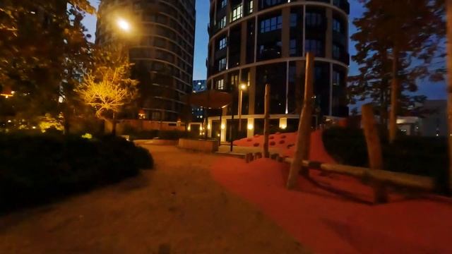 Forum City с дрона FPV | Вечерний светодизайн фасадов и двора от Forum Group смотреть онлайн