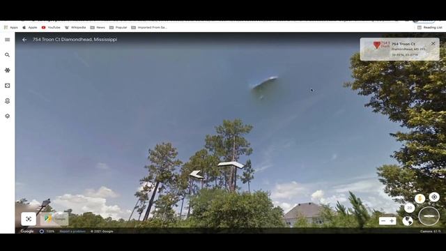 SOMETHING appeared to be PARKED in the daytime sky! смотреть онлайн