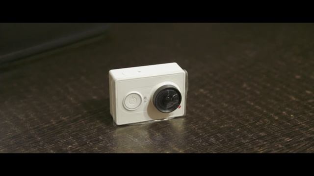 Xiaomi Yi Action Camera Unboxing and Hands On смотреть онлайн