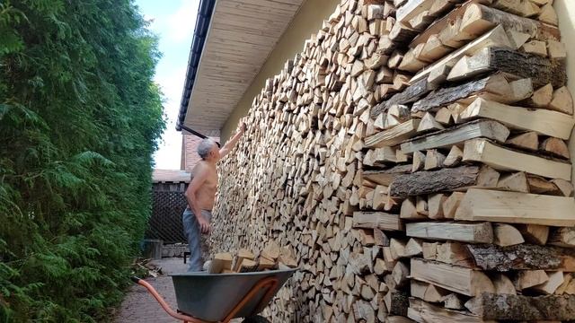 Работаю на ДАЧЕ! 2 день. 2ч. 13 июня 2023г. смотреть онлайн