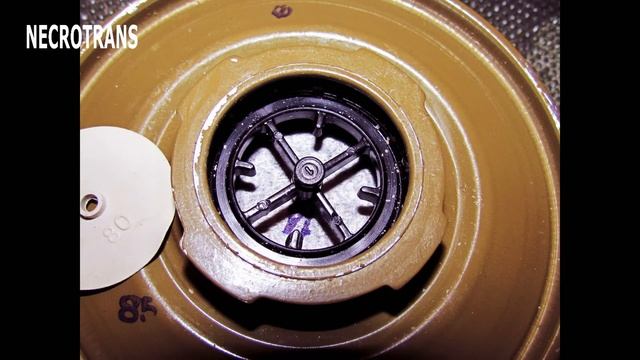 Противогаз ПМК-3, осмотр маски противогаза Мб-2, осмотр фильтра; утеплительные манжеты, питьевая си смотреть онлайн