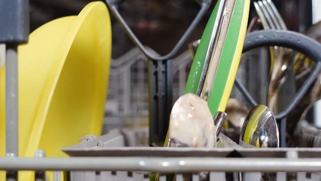 Spülmaschine stinkt? Dieses natürliche Hausmittel hilft sofort смотреть онлайн