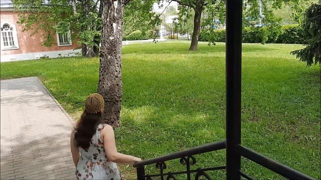 Летняя шапочка "Вальс". Автор Орешкина Людмила. смотреть онлайн