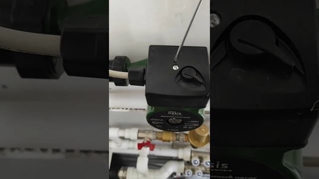 Подключение циркуляционного насоса OASIS C-25/4 в систему отопления.