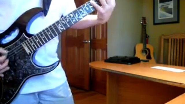 Ibanez JEM555 Custom смотреть онлайн