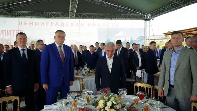 Ведущий Юрий Балтачев. смотреть онлайн