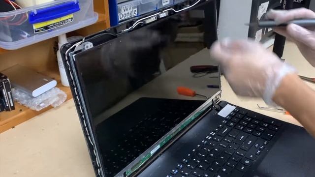 Acer Aspire ES1-531 Screen Replacement or Repair смотреть онлайн