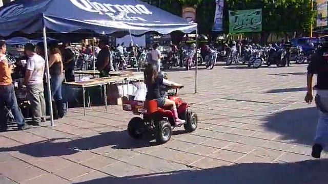 Fer y Rafita Motofiesta leon 2009 смотреть онлайн