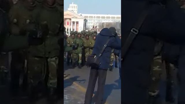 Прикольный марш африканской армии смотреть онлайн