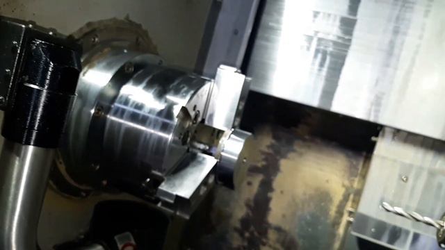 Универсальный расточной от Iscar смотреть онлайн