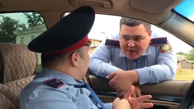 Прикол с гаишниками. смотреть онлайн