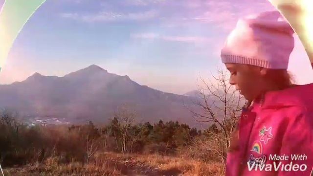 Вид с горы Машук на север на гору Бештау. Пятигорск.