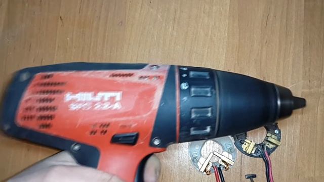 Замена щёток HILTI SFC 22 A