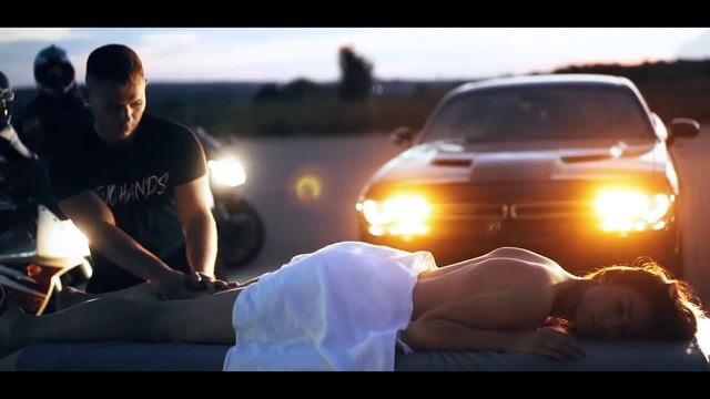 Видео для студии массажа Two Hands при поддержке Vlanest смотреть онлайн