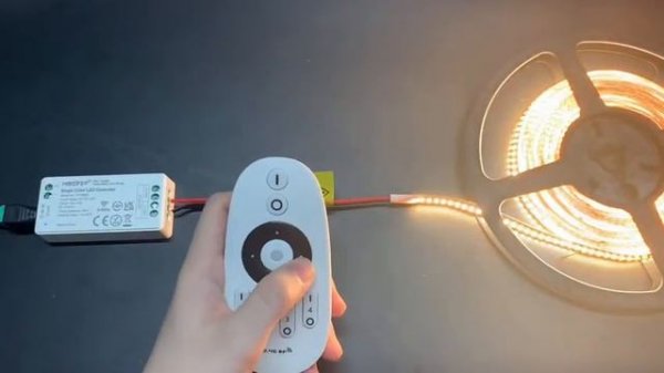 FUT036S Mini 4 Zone LED Dimmer