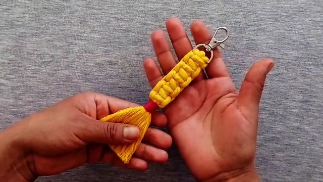 DIY como hacer LLAVEROS en MACRAMÉ muy FÁCIL | DIY Macrame Keychains смотреть онлайн