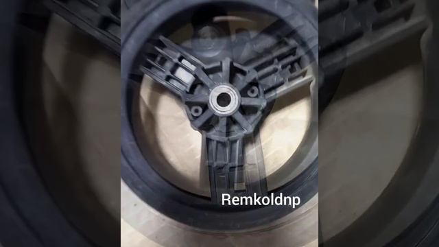 Ремонт колёс прогулочной коляски. Установка подшипников смотреть онлайн