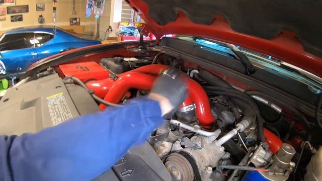 Duramax maintenance, chevy truck maintenance Does a Diesel cost more? смотреть онлайн