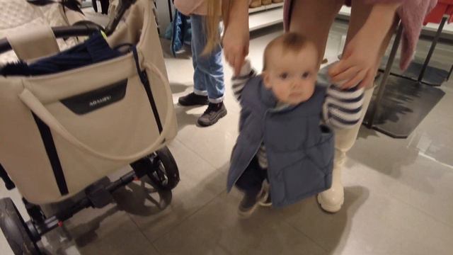 VLOG😩Попытка сделать загранпаспорт в Польше.🇺🇦🇵🇱 ТЦ ГАЛЕРЕЯ смотреть онлайн