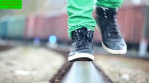 Железная дорога - зона повышенной опасности.