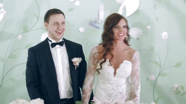 Что дарит жених невесте на свадьбу. Крутой Сюрприз от жениха. Крутое поздравление от жениха невест смотреть онлайн