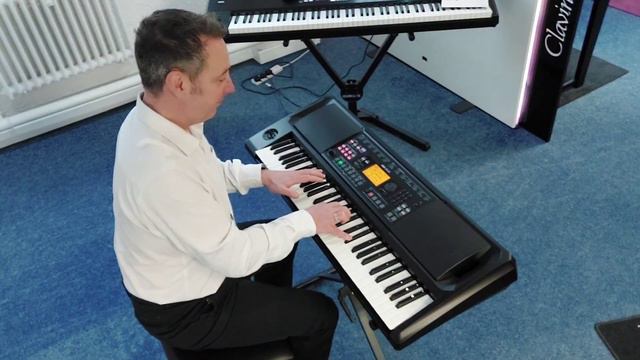 Korg EK50 Keyboard | Demonstration & Review | Rimmers Music смотреть онлайн
