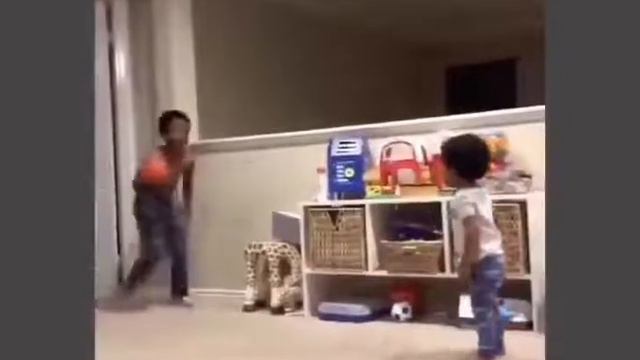 Shane Larkin Childhood смотреть онлайн