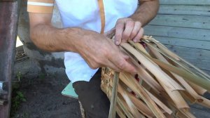 Корзина из рогоза.