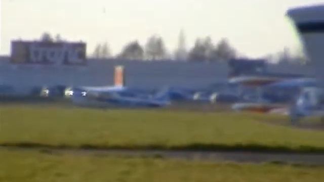 EBSG - 16 02 2008 - touchandgo suivit de OO-WEO au decollage смотреть онлайн