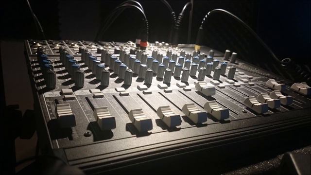 Live is more смотреть онлайн