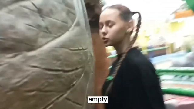 Vlog#1|Громим детский развлекательный центр смотреть онлайн