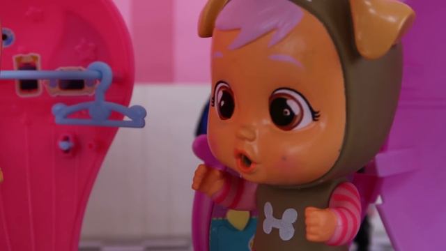 👶 ¡Los BEBÉS LLORONES LÁGRIMAS MÁGICAS Descubren El Nuevo Mundo De Los Cuentos En STORYLAND! 🌈