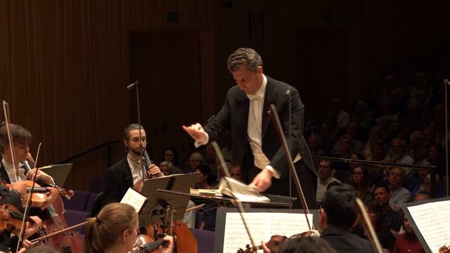 Richard Strauss: Der Rosenkavalier Suite, Op. 59 - Giordano Bellincampi смотреть онлайн