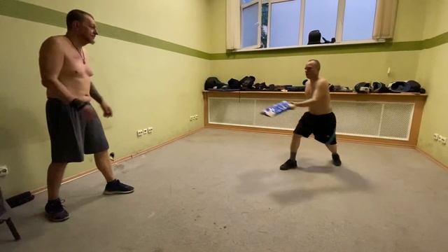 Укол ножом. Отработка смотреть онлайн