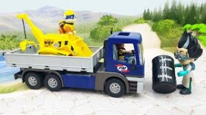 Мультики с игрушками и машинками для детей - Засланный козачек. Новые игрушечные мультфильмы..mp4