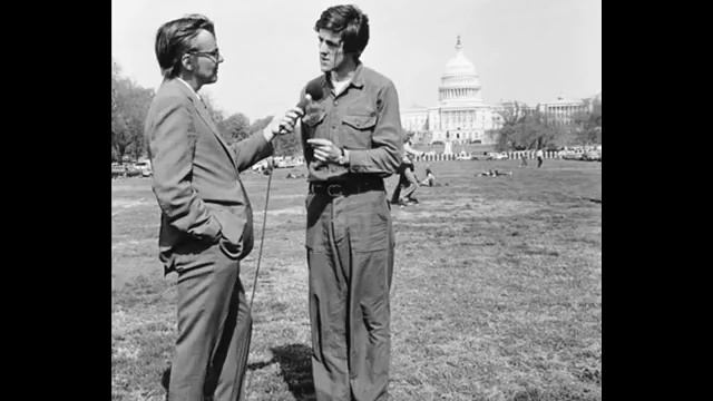 Creedence Clearwater Revival- Fortunate Son / STUDIO VERSION смотреть онлайн