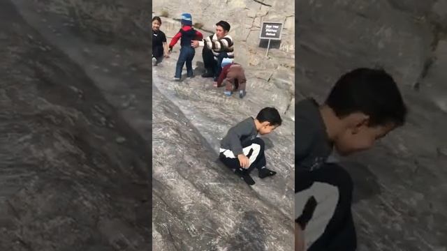 Священная гора Сулайман-Тоо в г. Ош, горка "Бел-Таш" смотреть онлайн